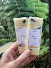 Ocean Breeze Luxury Soy Melt Snap Bar with pounamu chips — natural vegan soy wax, hand-poured in Coromandel NZ by Wix & Bloom